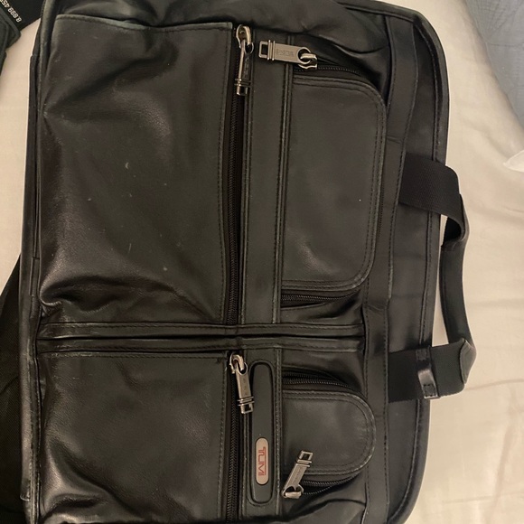 TUMI Leather Expandable Laptop Brief - Picture 1 of 7